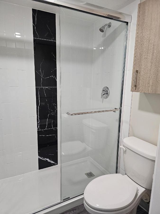 Western Budget Motel #1 Leduc/Nisku Екстер'єр фото